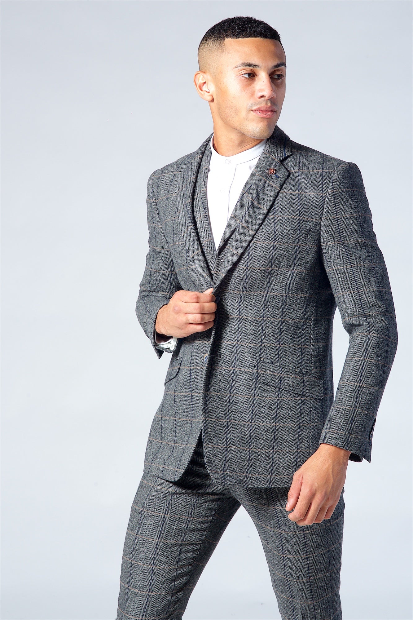 Cavani Albert Grey Tweed Three Piece Suit