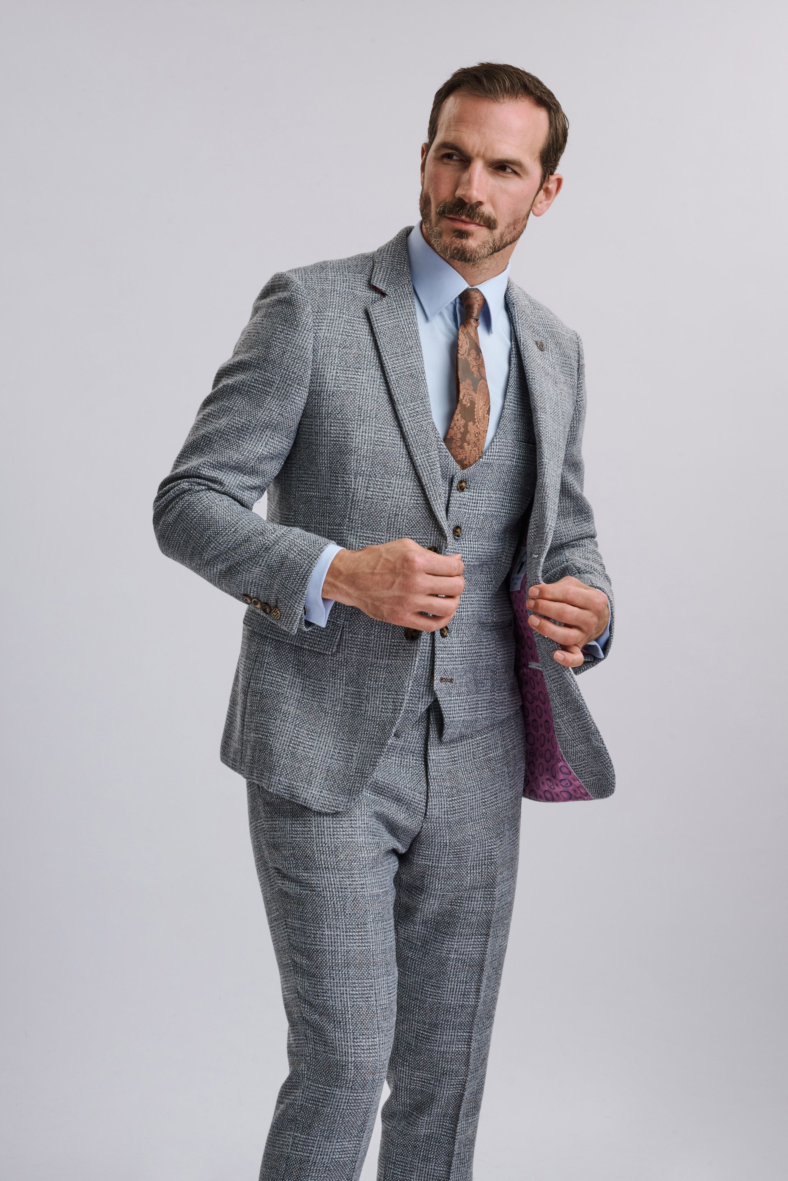 Kris - Silver Grey Tweed Three Piece Suit