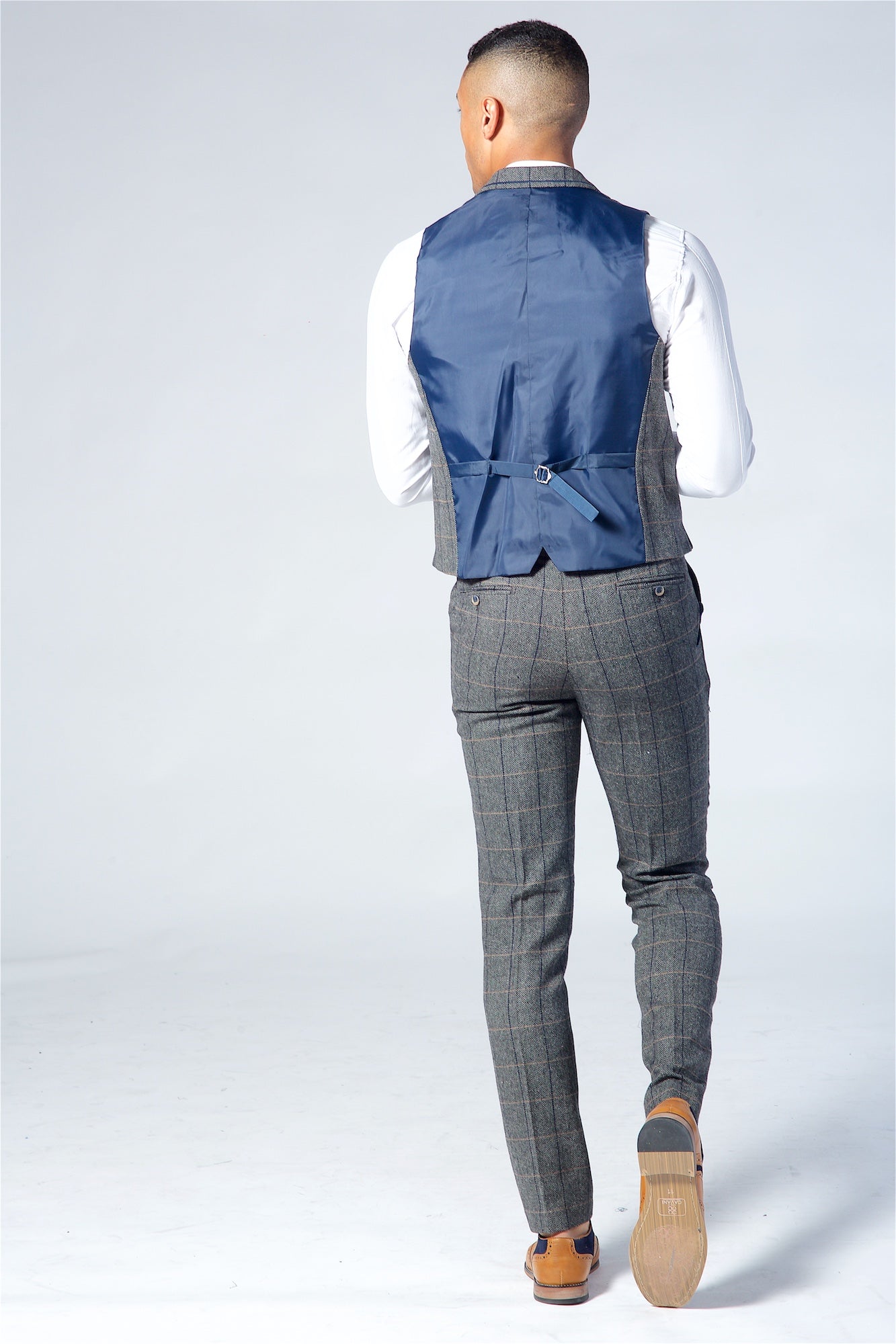 Cavani Albert Grey Tweed Three Piece Suit