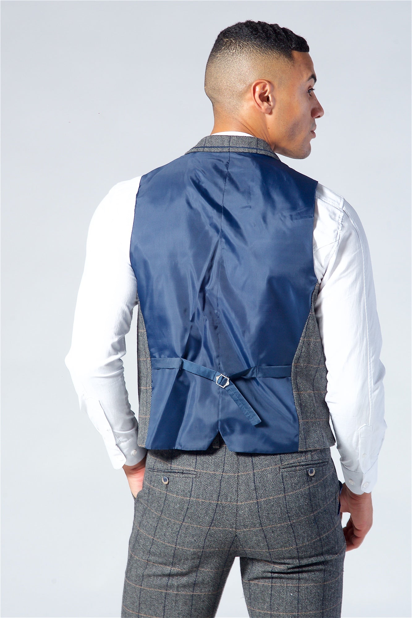 Cavani Albert Grey Tweed Three Piece Suit