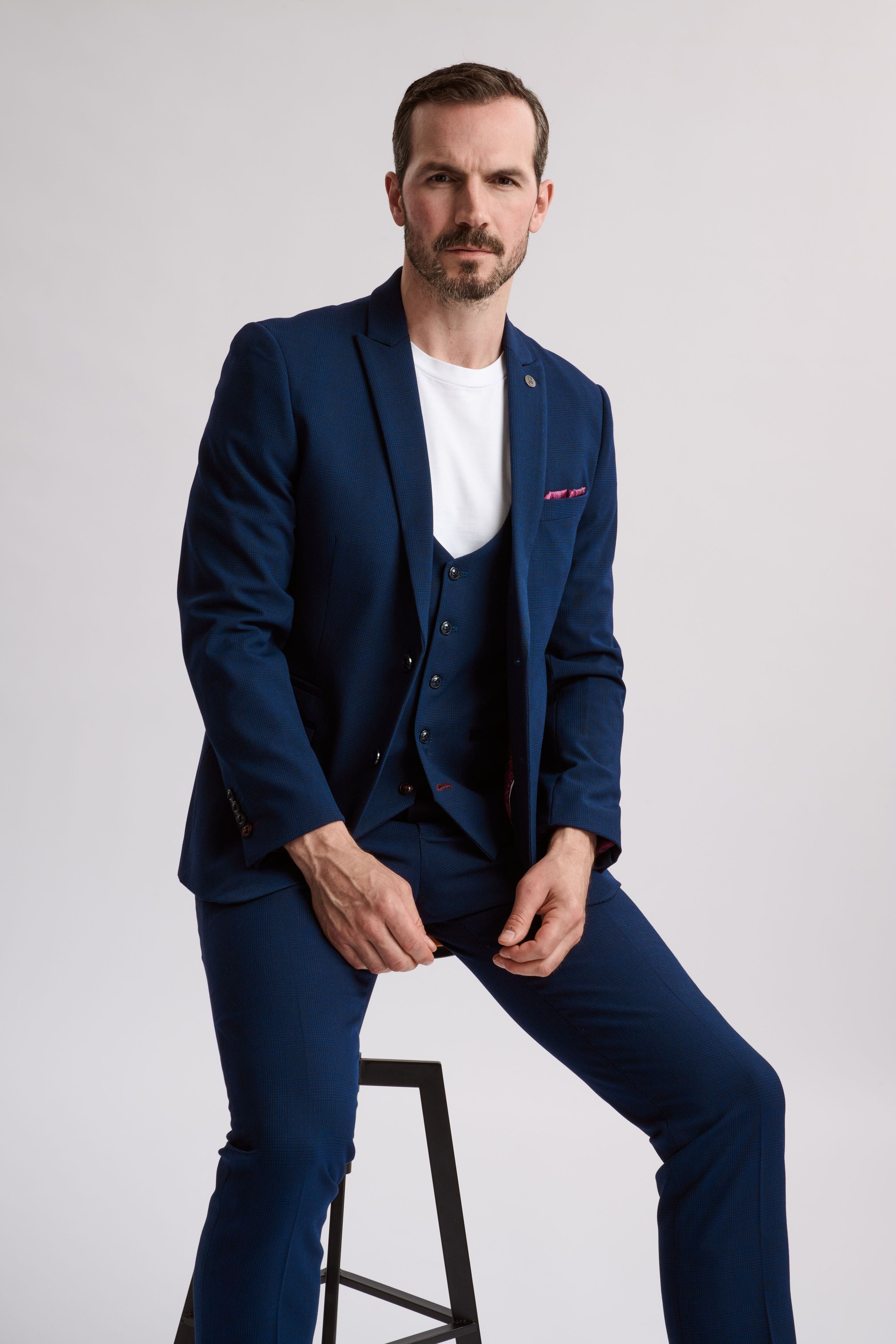 Bromley Navy 3 Piece Suit