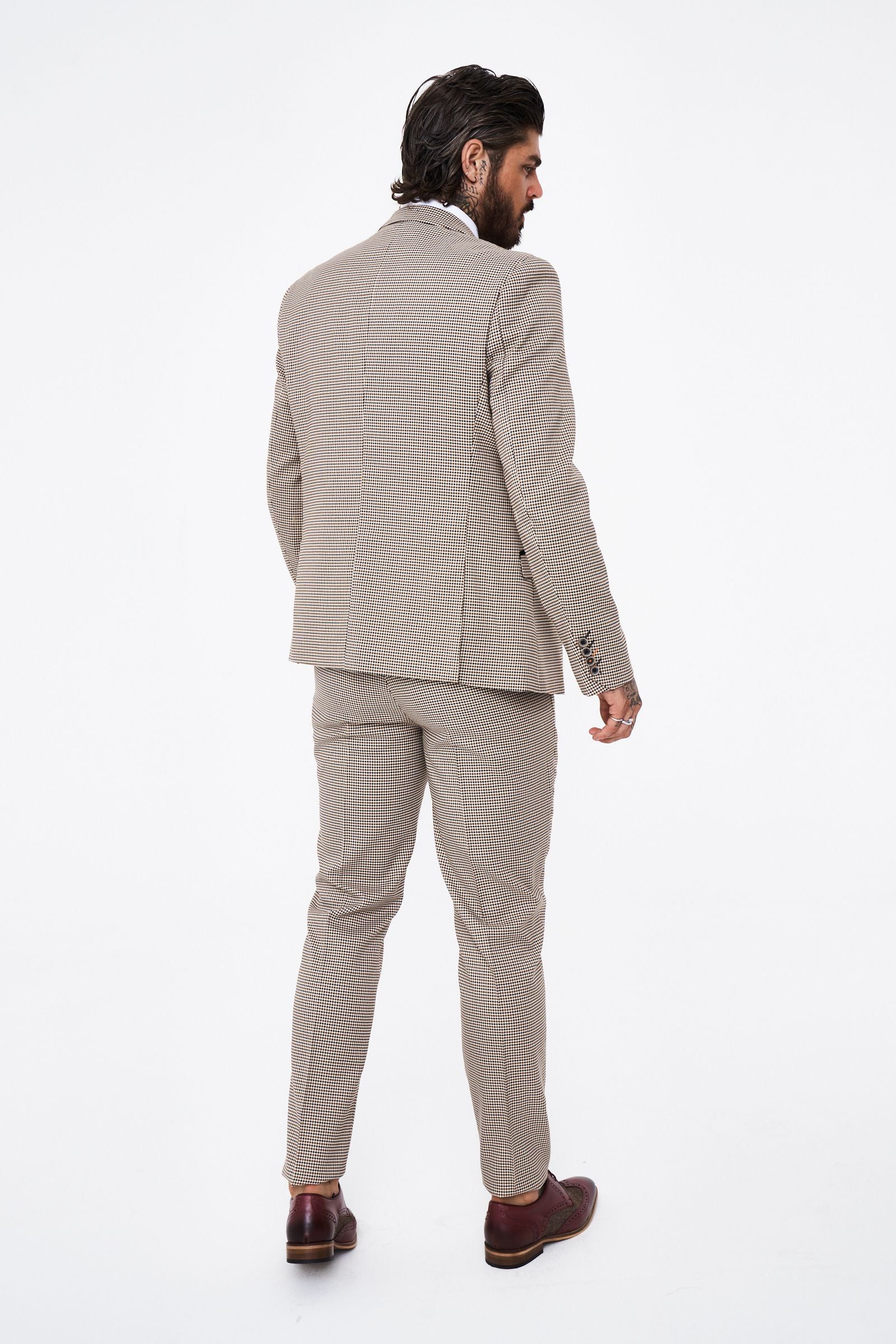 House of Cavani Elwood Houndstooth Skinny Three Piece Suit